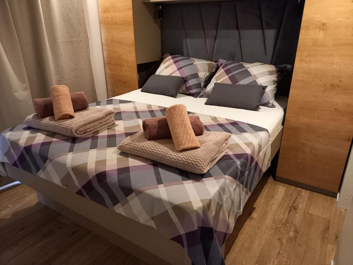 Mobile Home Agava 2 Biograd na Moru Kültér fotó